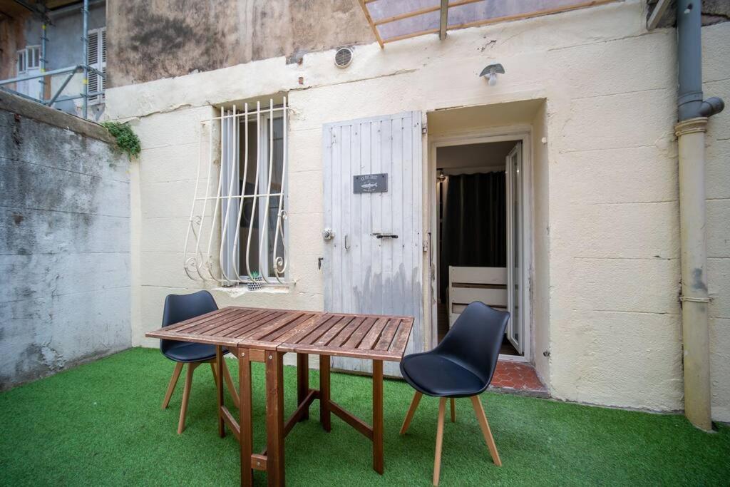 Fully Equiped Wifi Apartment Sleeps 6 Marseilles Buitenkant foto